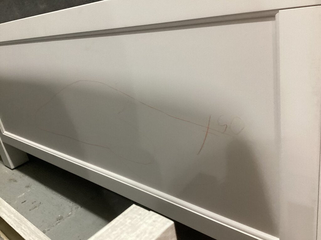 86611 - White King Bed Frame 82x88x64