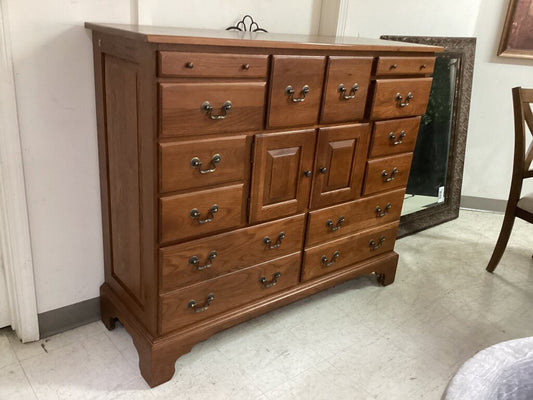 86572 Keller Furniture Master Chest w/Mirror 52x18x45