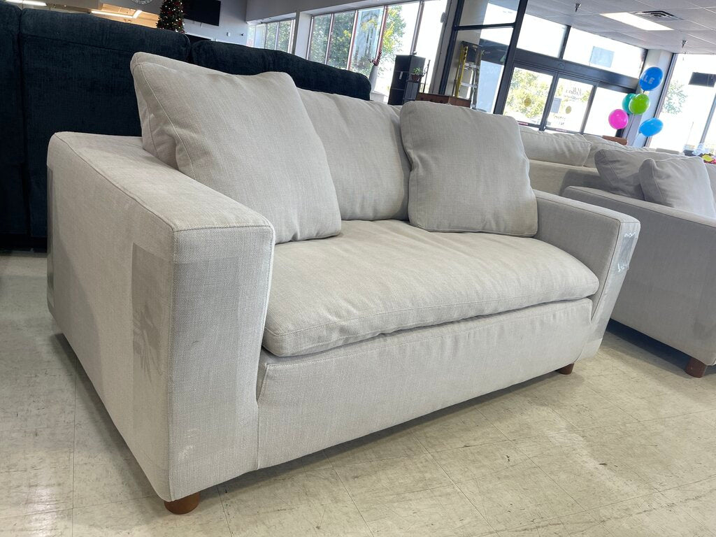 86671 Restoration Hardware 6ft Cloud Sofa 72x40x27