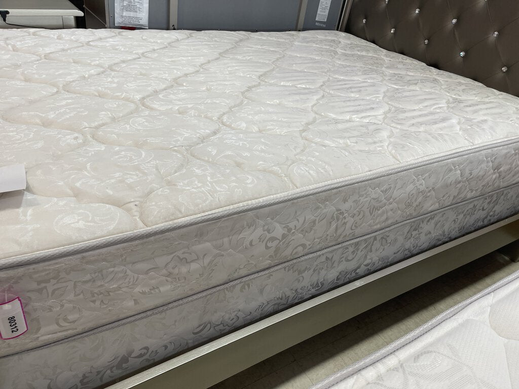 80312 - Full Size Lady Americana Mattress w/Box