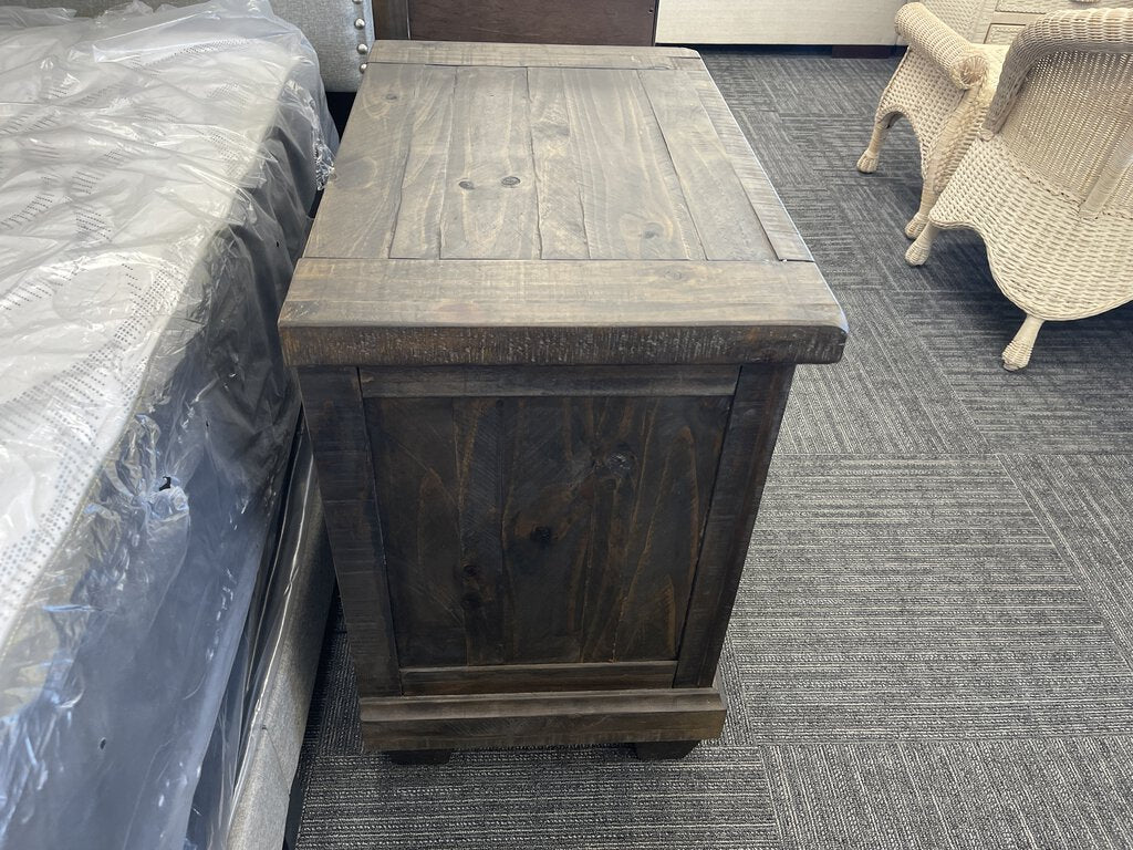 78727 (8038-5) Magnussen Home Brenley Nightstand w/Power 28x19x19