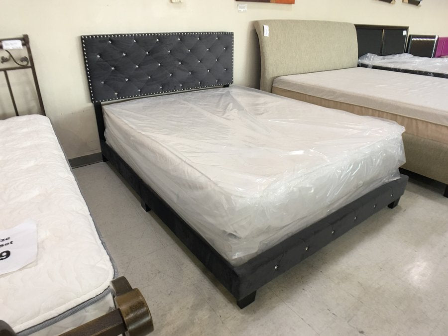Starlett Gray NEW Queen Bed Frame 63x84x47 (104039)