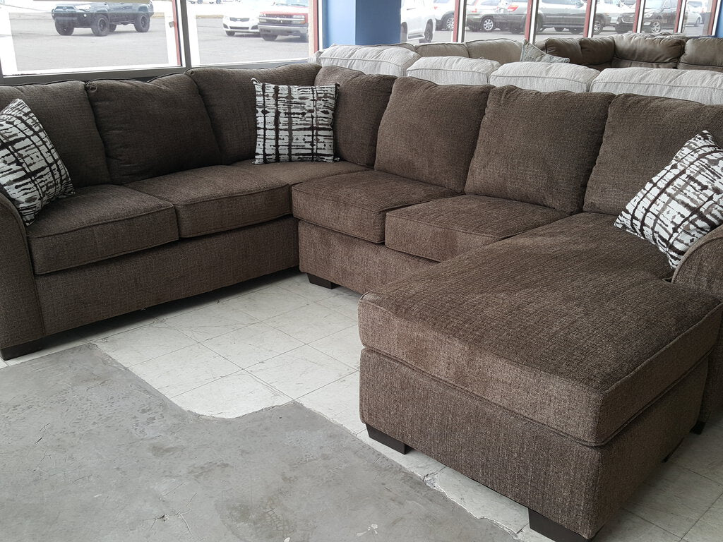 Silverton Coffee NEW 2pc Sectional (3051/3052)