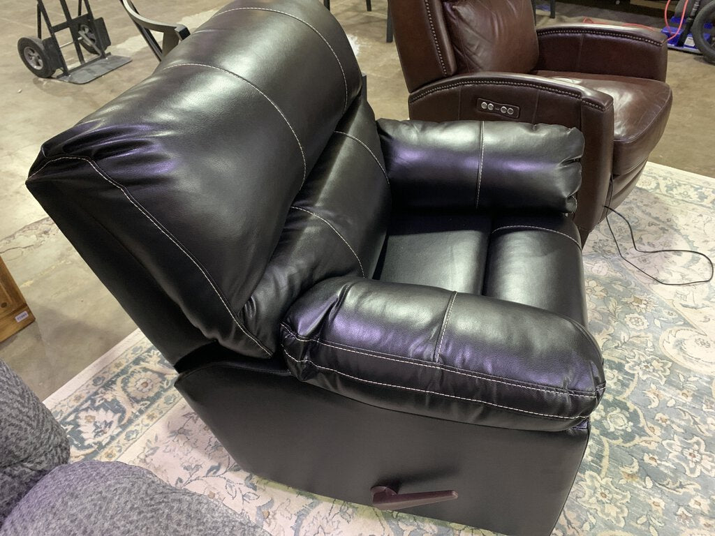 Austin Black NEW Rocker Recliner 39x40x41 (2450-AUSB)