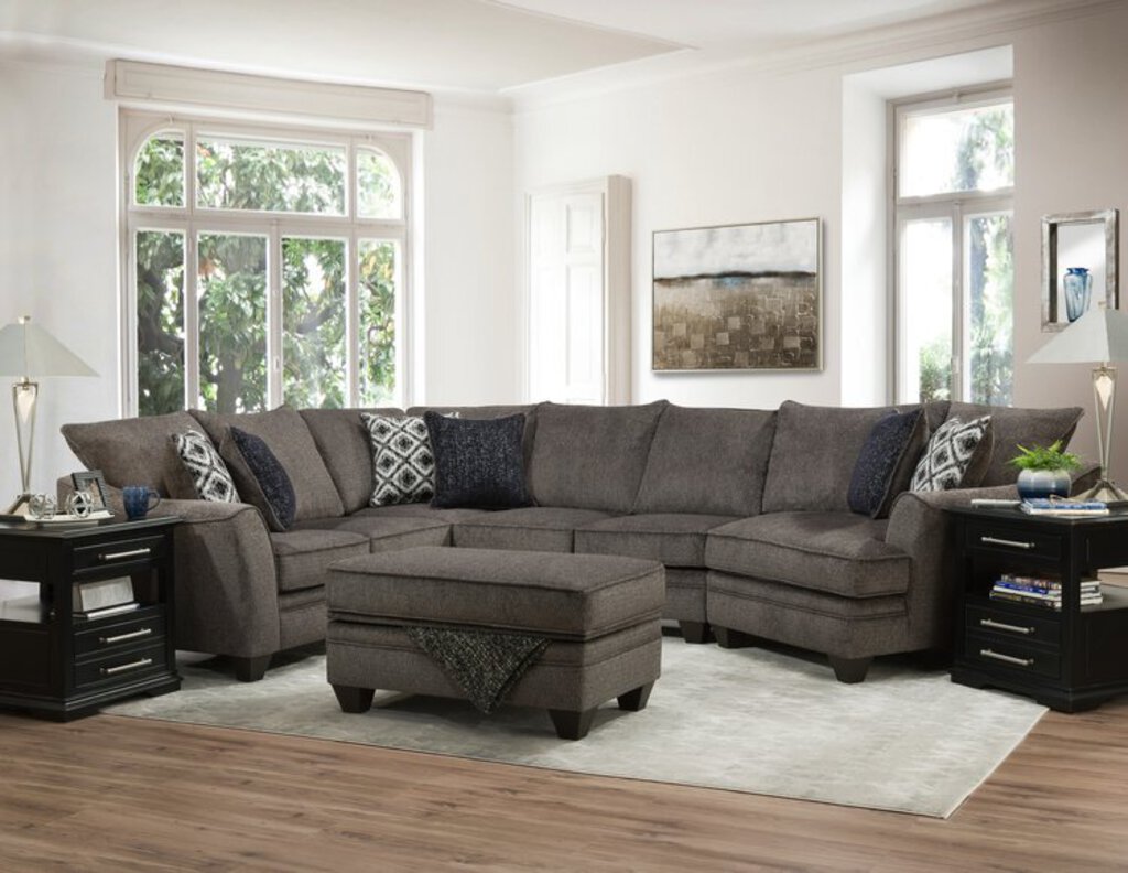 Brittany Java Sectional w/Cuddler 123x98x42 (4810/4815/4822-1331)