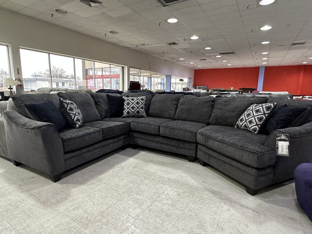 Brittany Java Sectional w/Cuddler 123x98x42 (4810/4815/4822-1331)