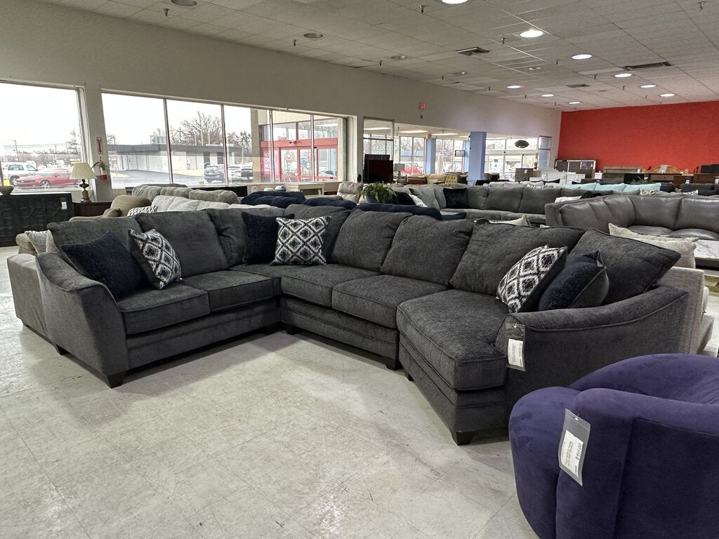 Brittany Java Sectional w/Cuddler 123x98x42 (4810/4815/4822-1331)