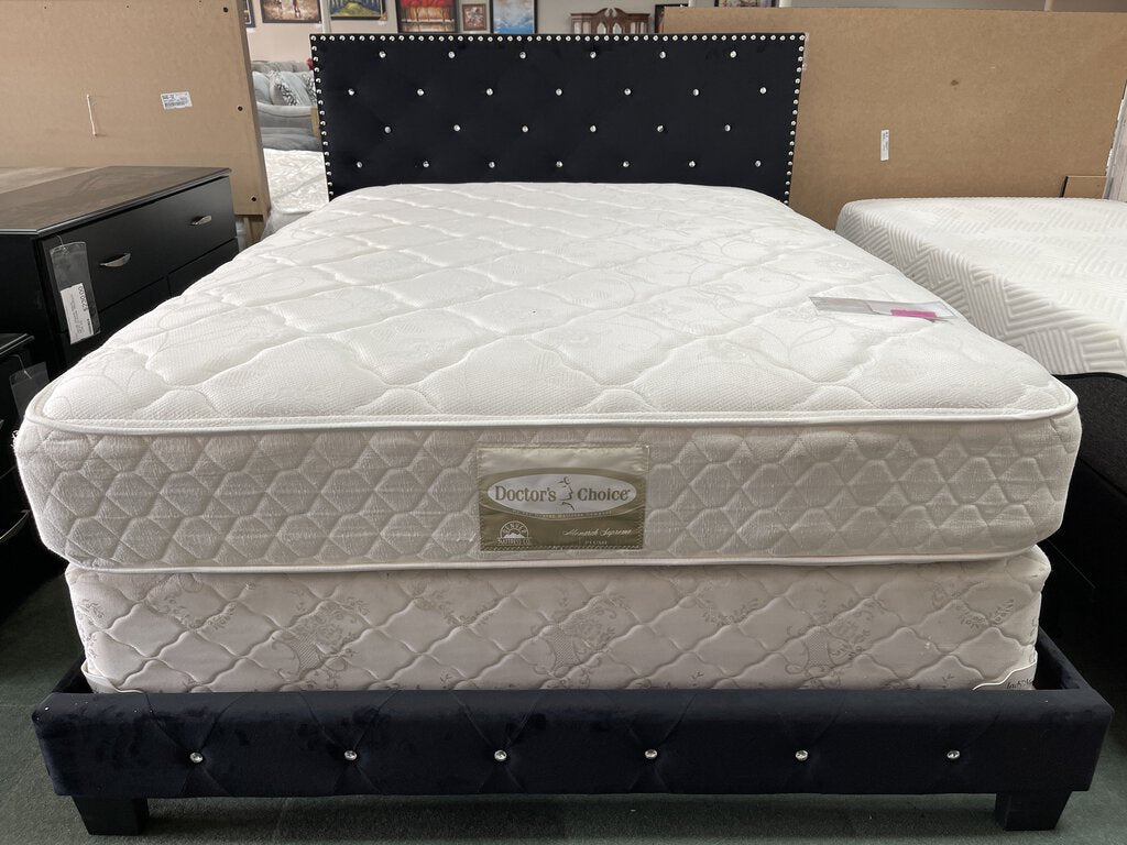 Starlett Black NEW Queen Bed Frame 64x77x48 (104239)