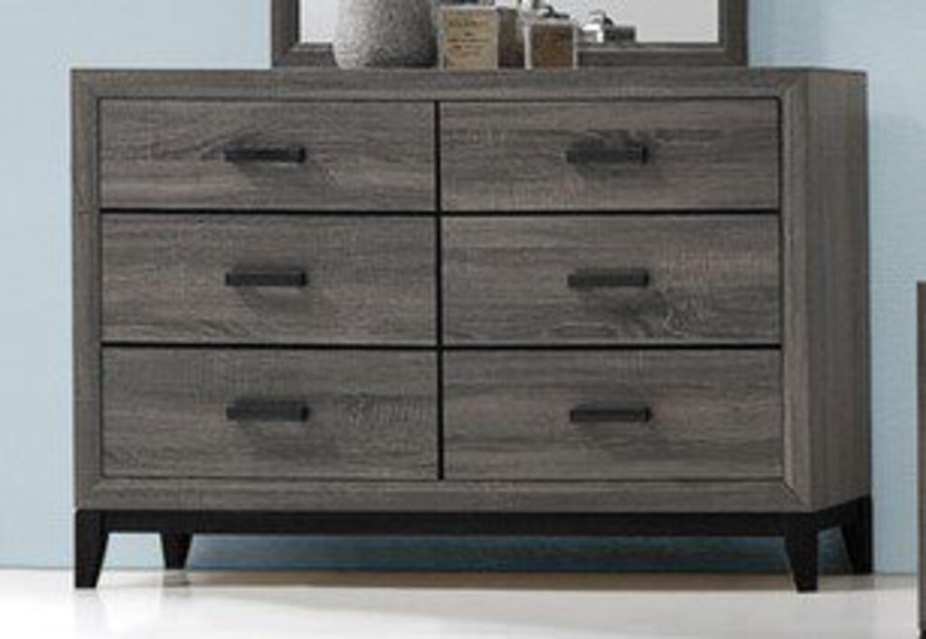 Tyler Gray NEW Dresser 58x16x37 (107094)