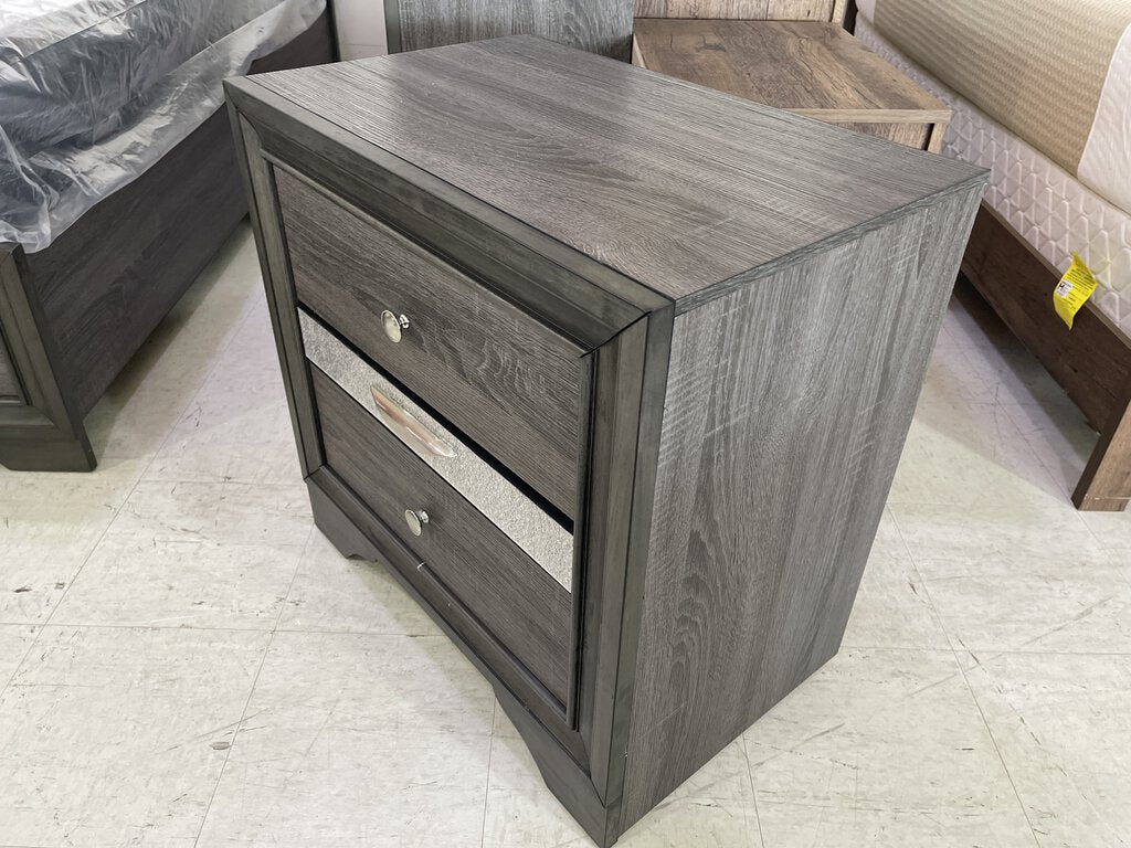 Cosmo NEW Nightstand 26x17x26 (GT-145097)