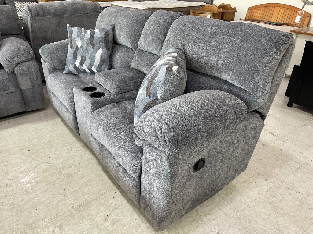 Kynance Gray NEW Reclining Loveseat w/Console 78x41x40 (1420-KYNG)