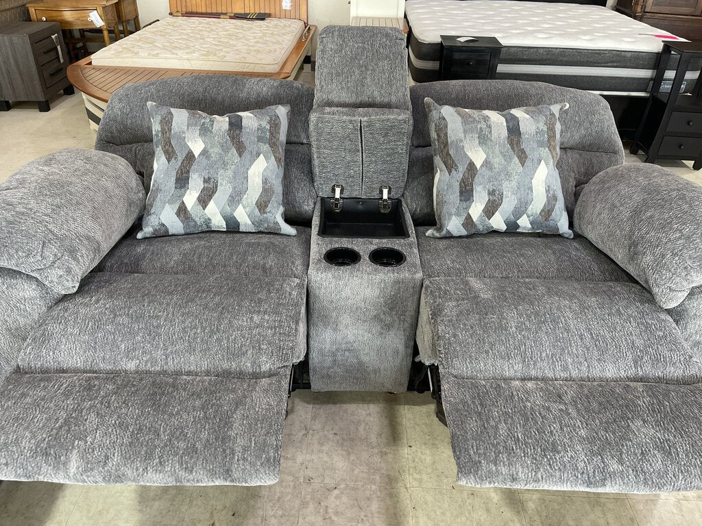 Kynance Gray NEW Reclining Loveseat w/Console 78x41x40 (1420-KYNG)