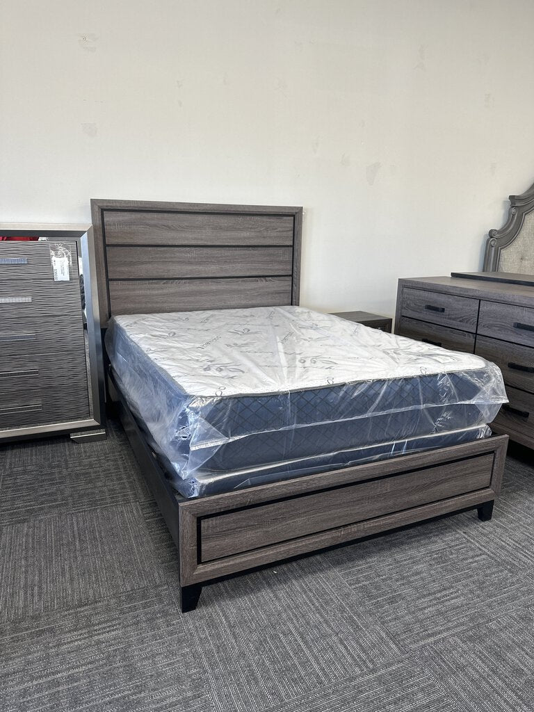 Tyler Gray NEW Full Size Bed (GT-107021-2)