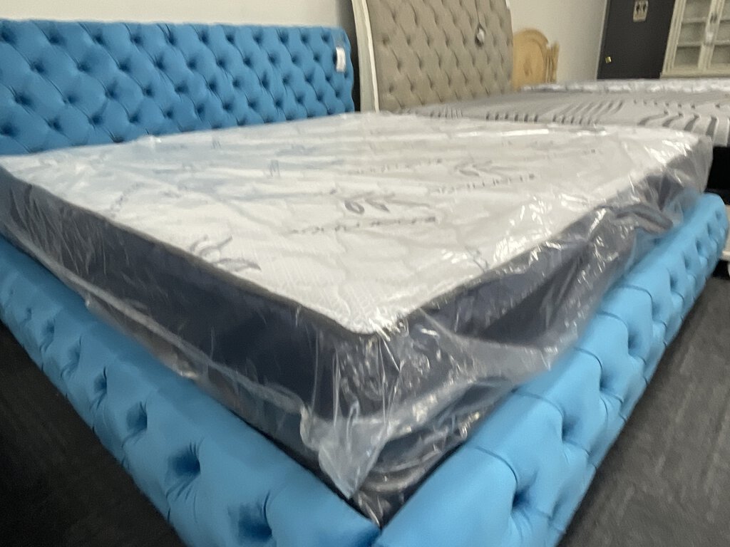 Bamboo Blue Diamond Border King Refurb Mattress