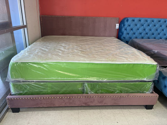 Aloe Vera Green Border Refurb King Mattress