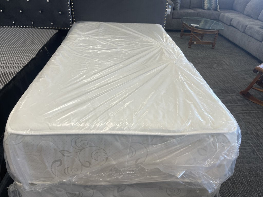 Pearl Deluxe Refurb Twin Mattress