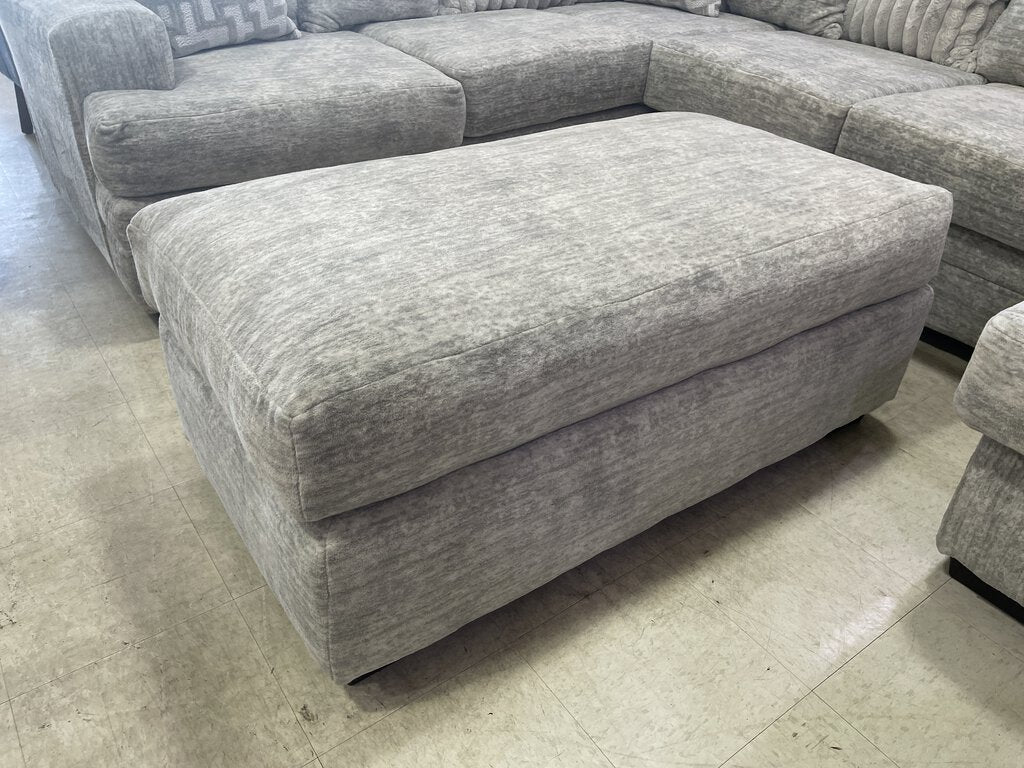 Galactic Oyster NEW Ottoman 50x26x21 (2875-05O)