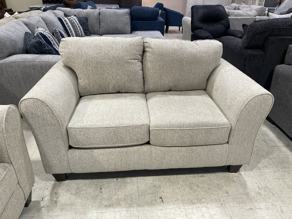 Bita Buff NEW Loveseat 62x36x36 (5002)