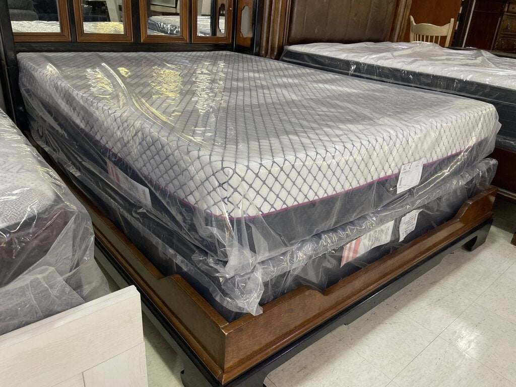 Embrace NEW 10" Memory Gel Queen Mattress (SB-10-1050)