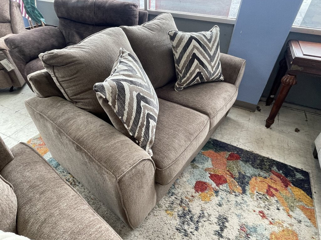 Tuscan Java NEW Loveseat 65x37x36 (12502-3010)