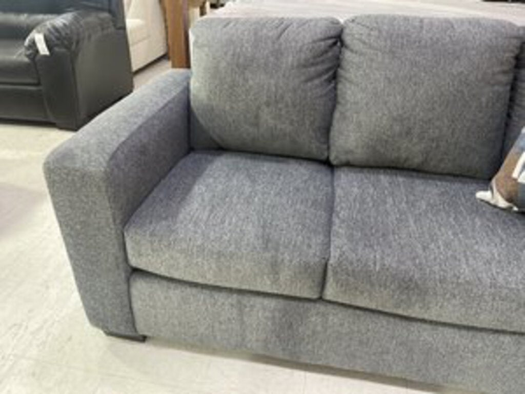 Summit Gray NEW Queen Sleeper Sofa 79x36x32 (3604)