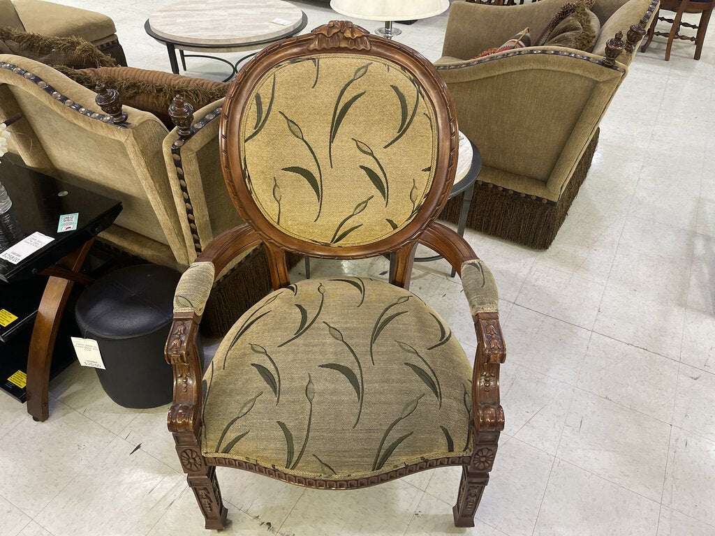 81135 (8471-2) Oversized Wood Trimmed Arm Chair 29x24x44