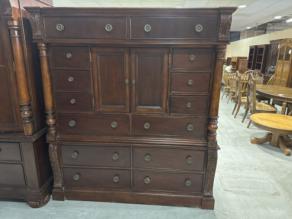 81197 (8477-1) Universal Mahogany Gentleman's Chest 64x21x71