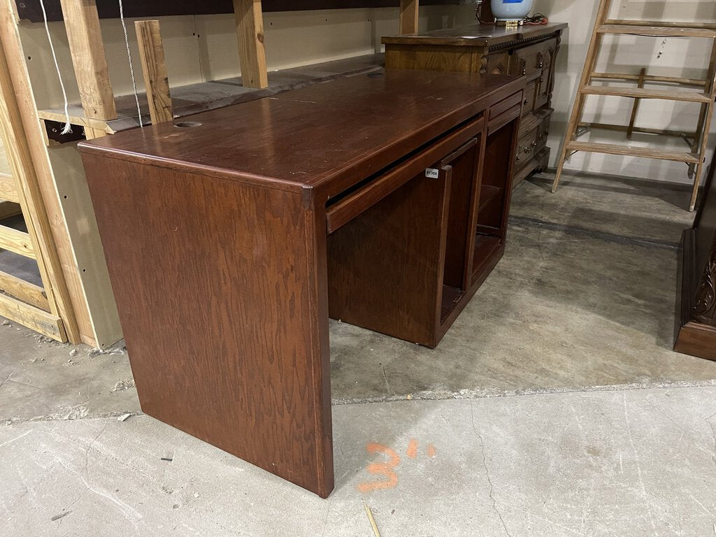 81366 (8489-5) Desk 60x24x30