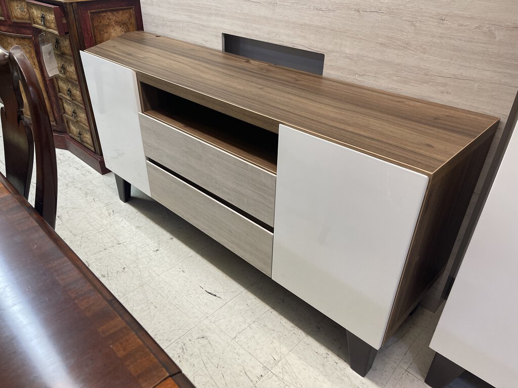 81445 (8493-6) Contemporary TV Stand w/Back Board 68x18x30