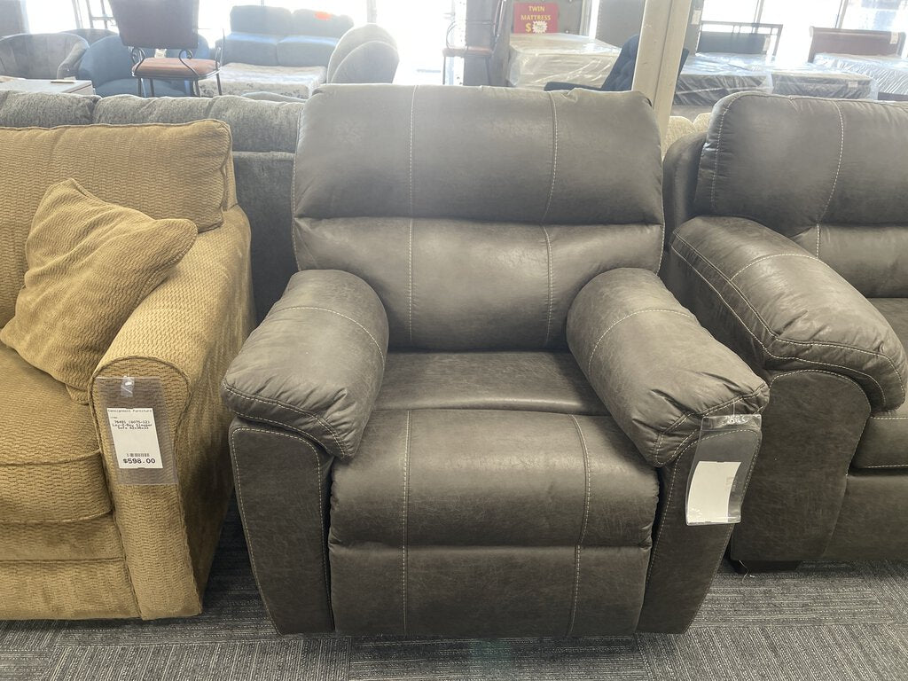 Sequoia Ash NEW Rocker Recliner 39x40x41 (2450-SEQA)