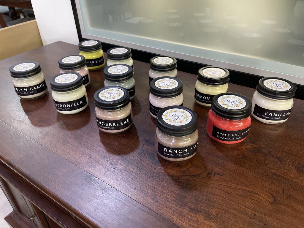 81495 (8442-14) Hand Poured 7oz Soy Candle - Assorted Scents