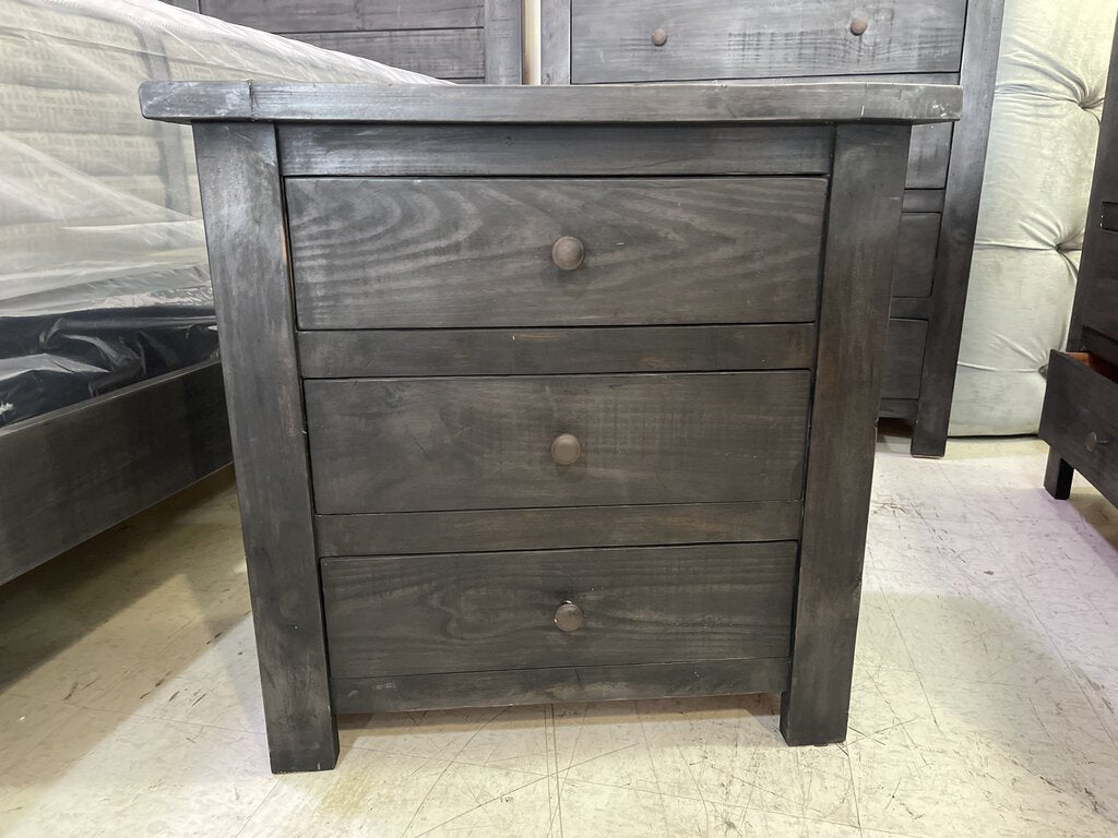 81569 - Distressed Gray Nightstand 28x17x28