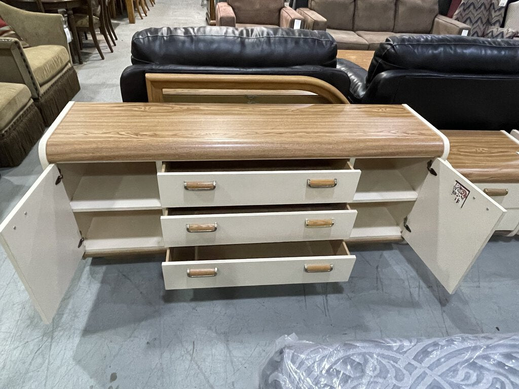 81616 - Curved Front Dresser 70x18x29