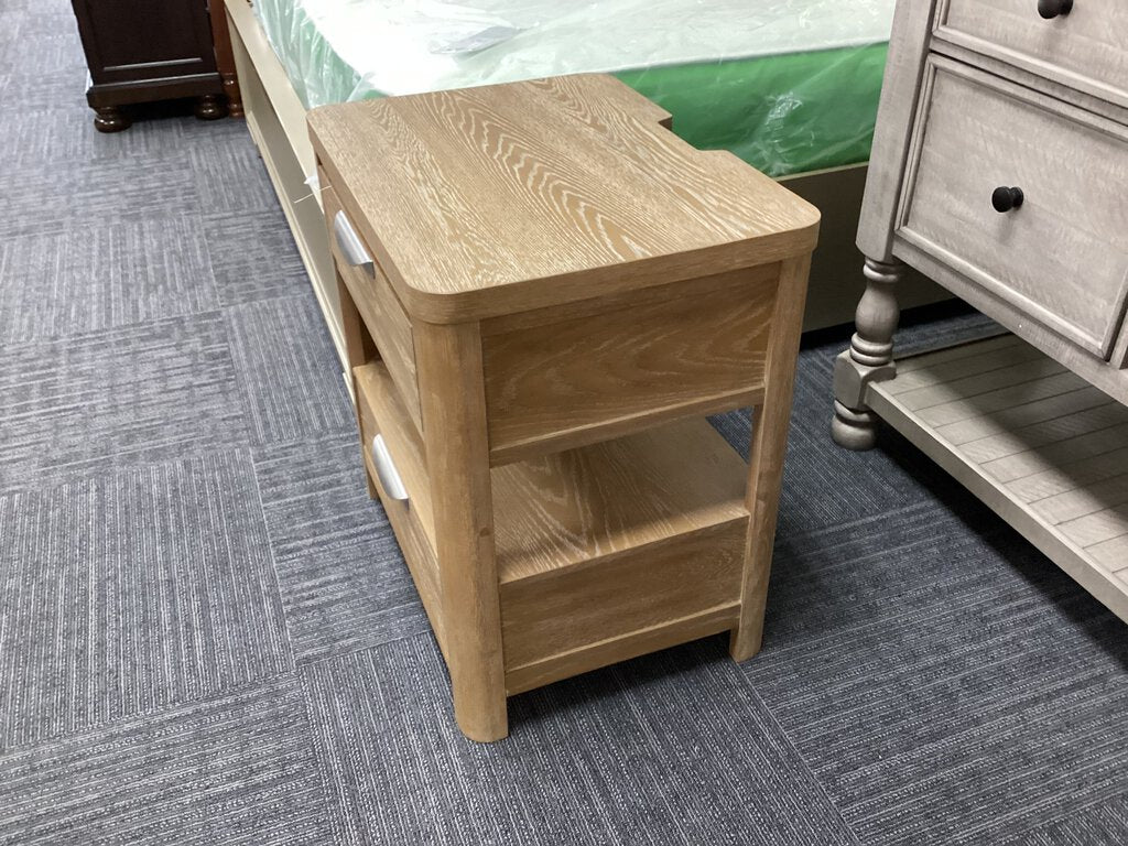 76698 - Ashley Rencott 2 Drawer Nightstand 26x19x27