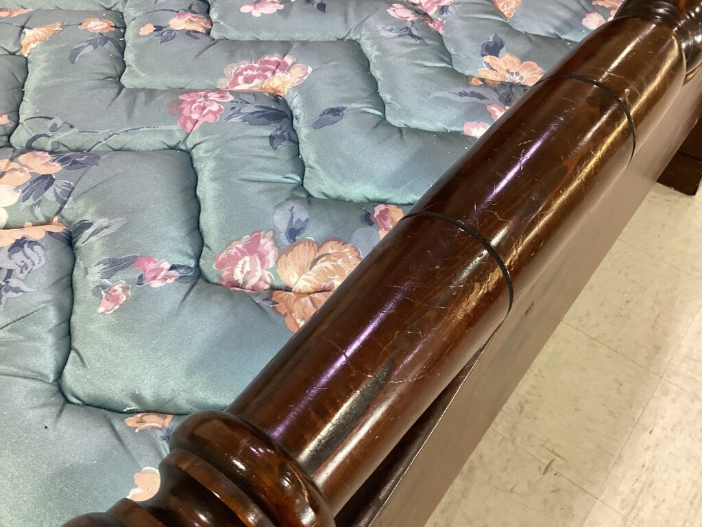 81638 - King Bed Frame 80x91x51