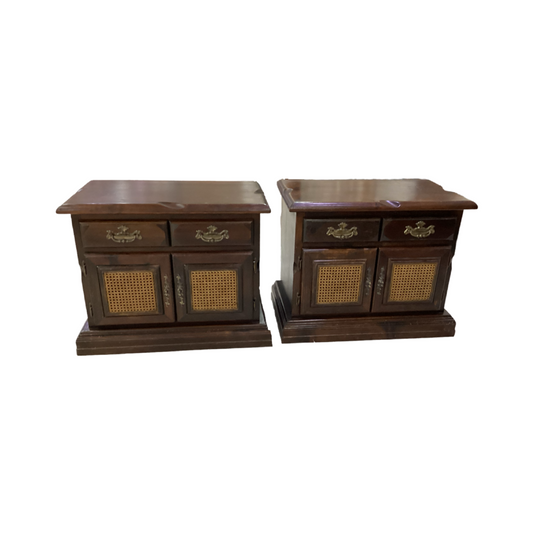 81641 - Pair of Nightstands 32x19x25