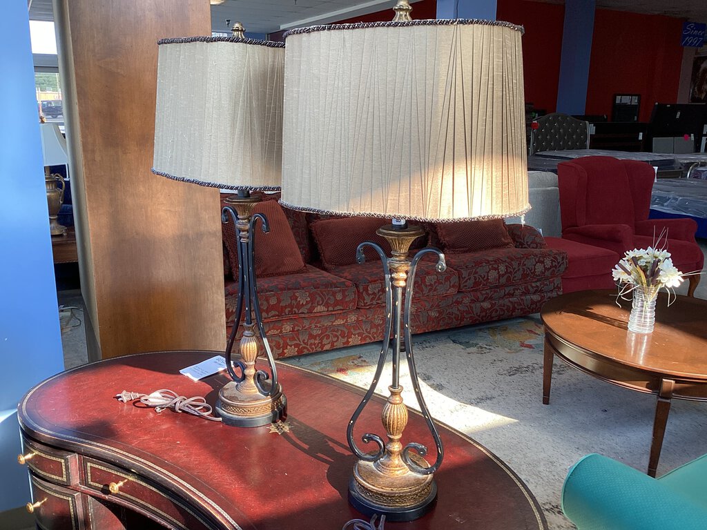 81672 - Black and Bronze 35in Table Lamps