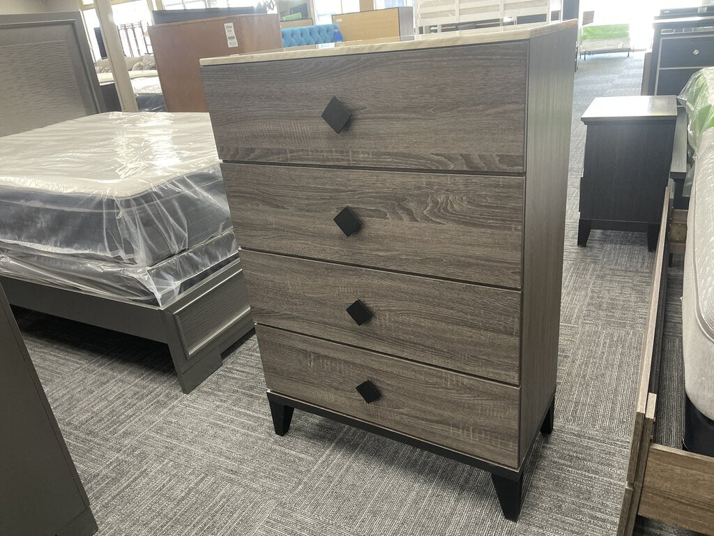 Villa NEW Four Drawer Chest 31x15x45 (149296)