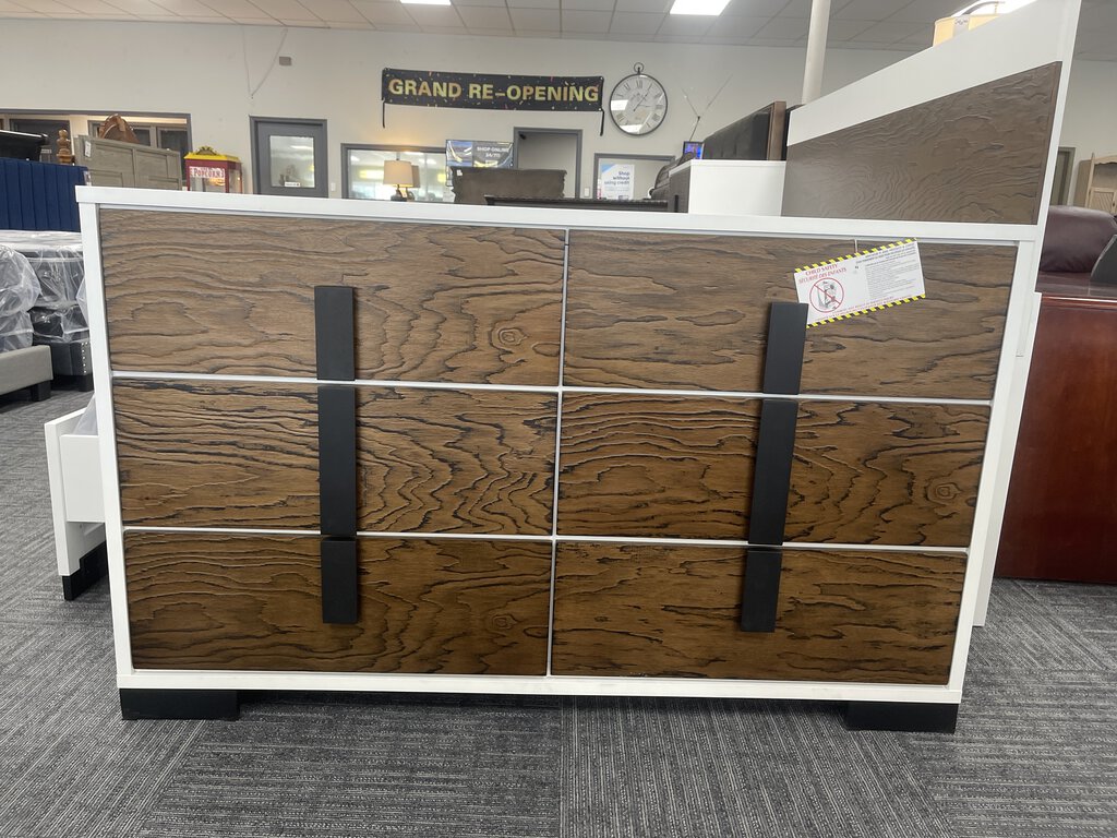 Hickory Bend NEW Dresser 60x17x36 (135194)