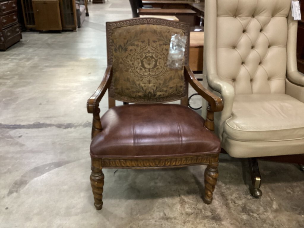 81750 - Leather Arm Chair 29x28x40