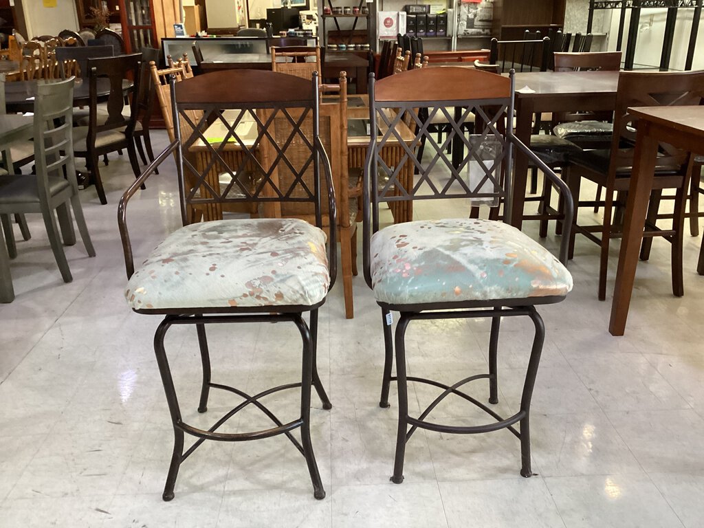 81719 - Pair of Barstool Chairs 22x19x43