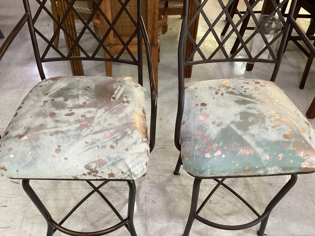 81719 - Pair of Barstool Chairs 22x19x43