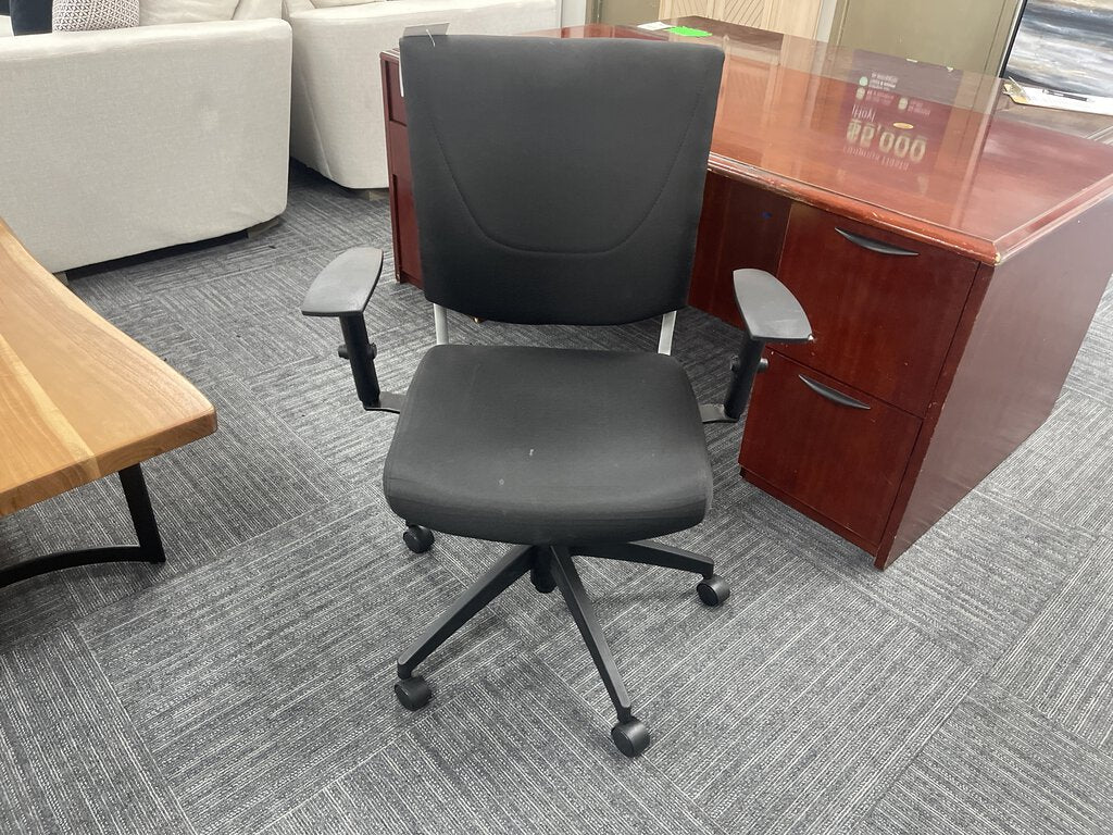 76741 - Black Office Desk Chair 29x20x40