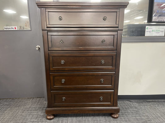 76740 Ashley Porter Five Drawer Chest 40x19x58