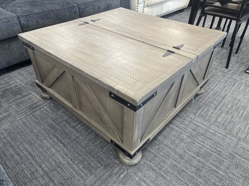 76739 - Ashley Aldwin Storage Cocktail Table 36x36x19