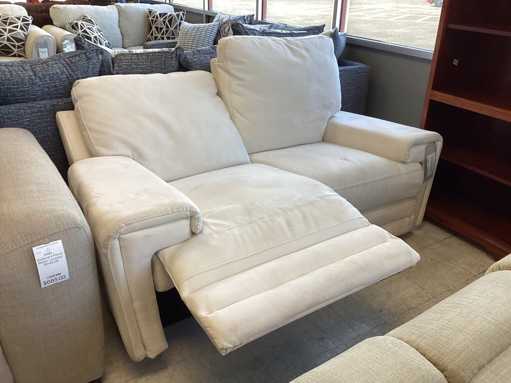 81720 - Boulevard Power Loveseat 73x20x33