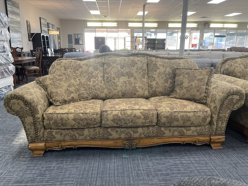 76766 - (8087-2) Ashley Wood Trim Floral Pattern Sofa & Loveseat 94/67x40x35