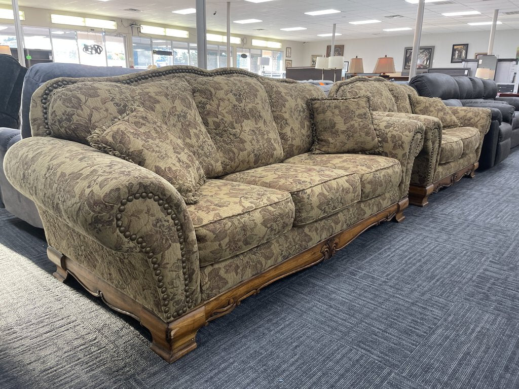 76766 - (8087-2) Ashley Wood Trim Floral Pattern Sofa & Loveseat 94/67x40x35