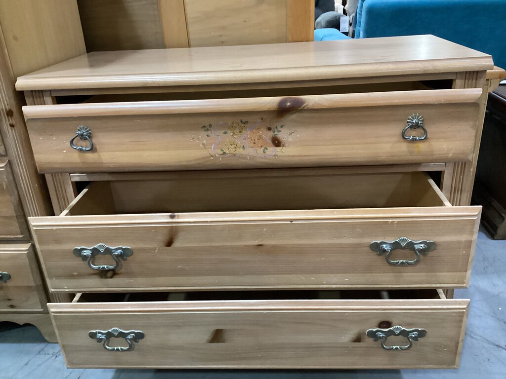 81740 - 3 Drawer Chest 40x18x31