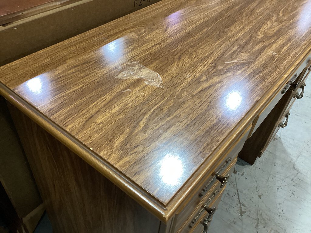 81837 - Knee Hole Desk 48x20x30